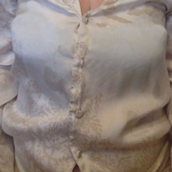 Silk blouse - Picture 1 of 3